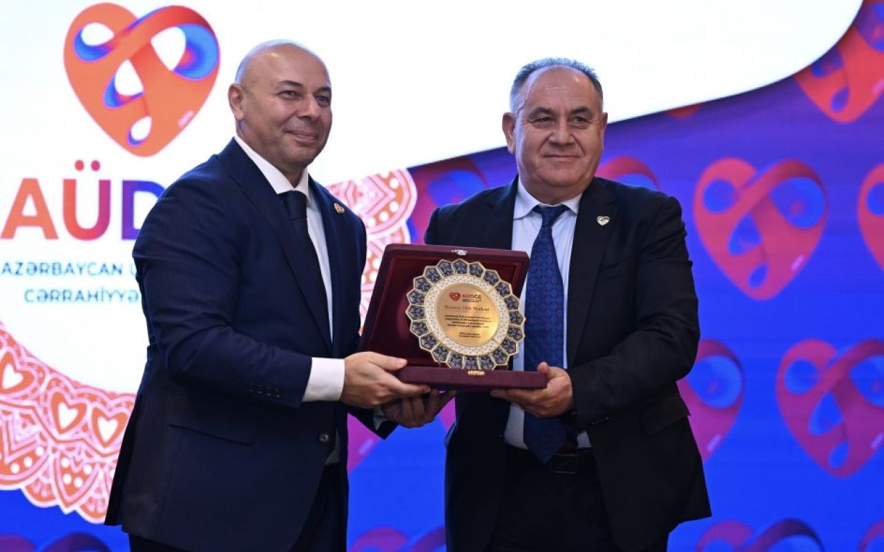 Diaqnoz Tibb Mərkəzinin Baş Həkimi mükafata layiq görüldü - FOTOLAR