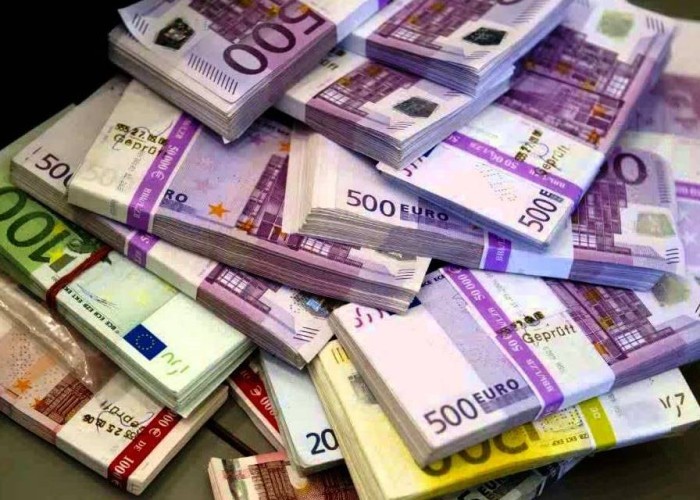 Gürcüstana ayrılan 237 milyon avroluq maliyyə yardımı dayandırıldı