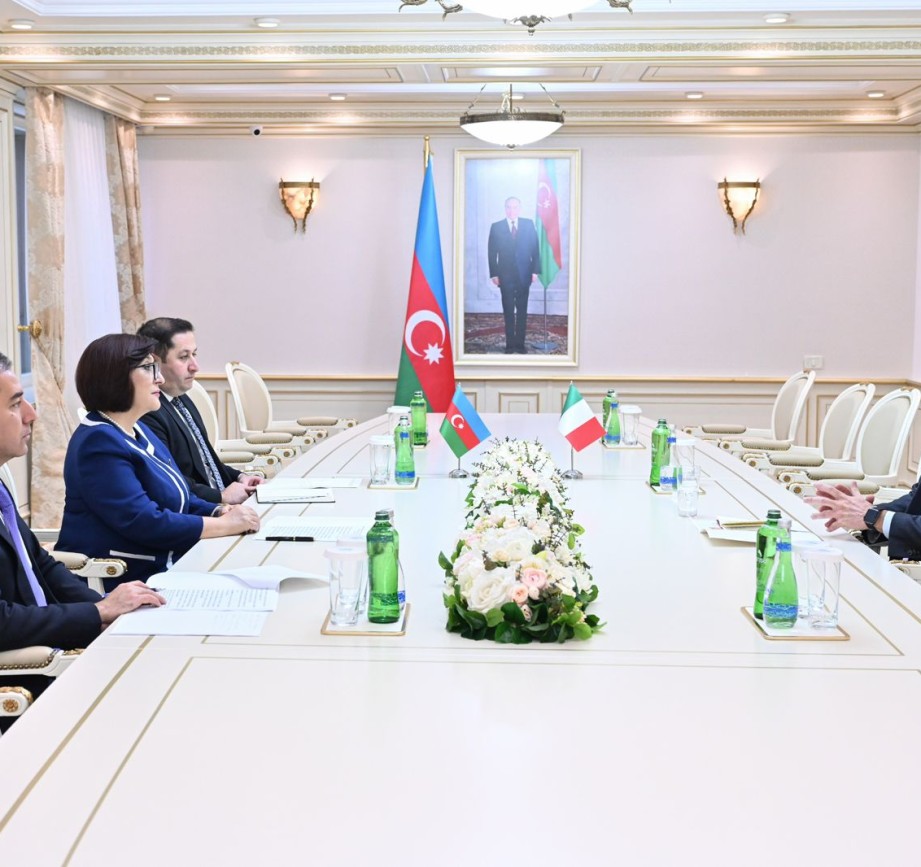 Azərbaycan və İtaliya arasında qarşılıqlı fikir mübadiləsi aparılıb