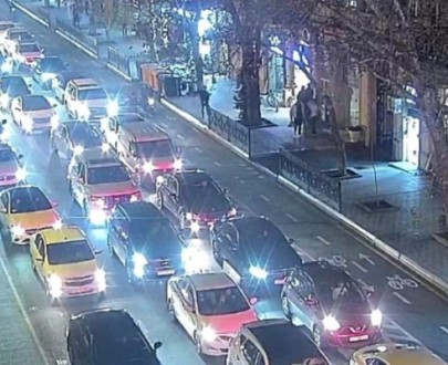 Bu yollarda sıxlıq var - SİYAHI
