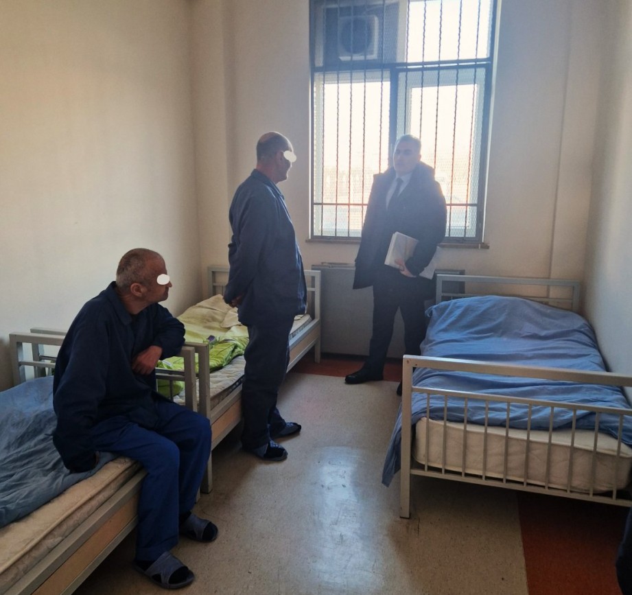 Ombudsmanın tapşırğı ilə Naxçıvanda cəzaçəkmə müəssisələrinə başçəkmələr həyata keçirilib