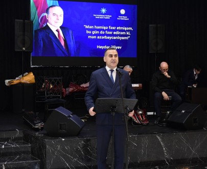 YAP Xətai rayon təşkilatı Yeni il münasibətilə tədbir keçirdi - FOTOLAR